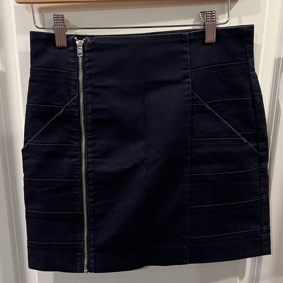 H&M Skirts 325 Hm Zipper Skirt Poshmark